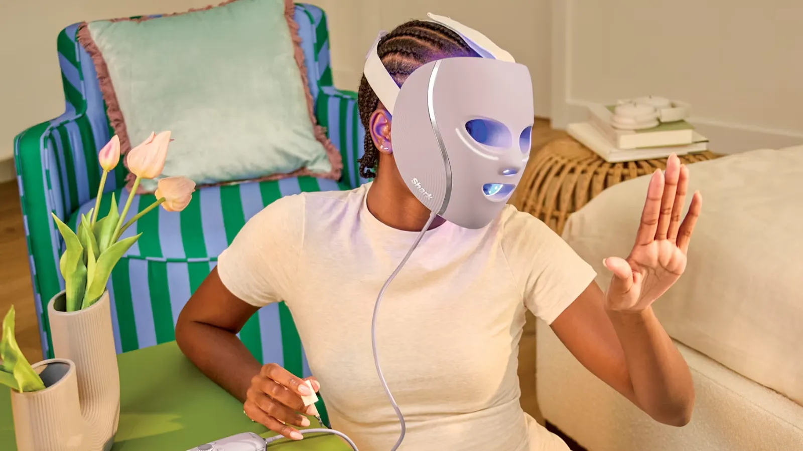 Shark CryoGlow LED Face Mask